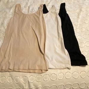 🖤 Women’s tank tops